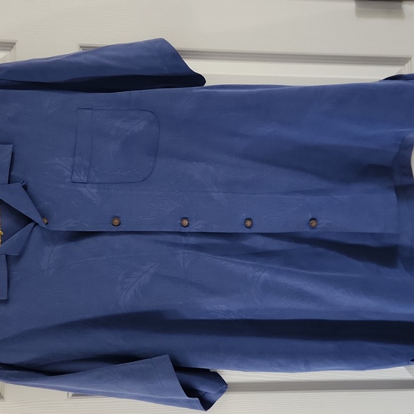 Tommy Bahama Navy Tropical Parrot Shirt - Picture 5 of 9